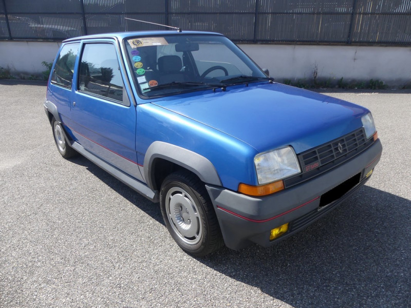 RENAULT R5 GT TURBO.