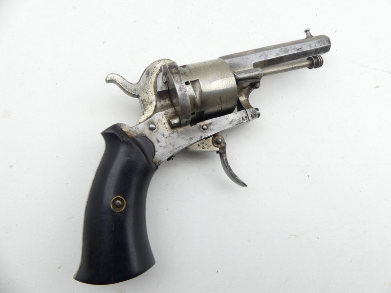 REVOLVER A BROCHE THE GUARDIAN AMERICAN.